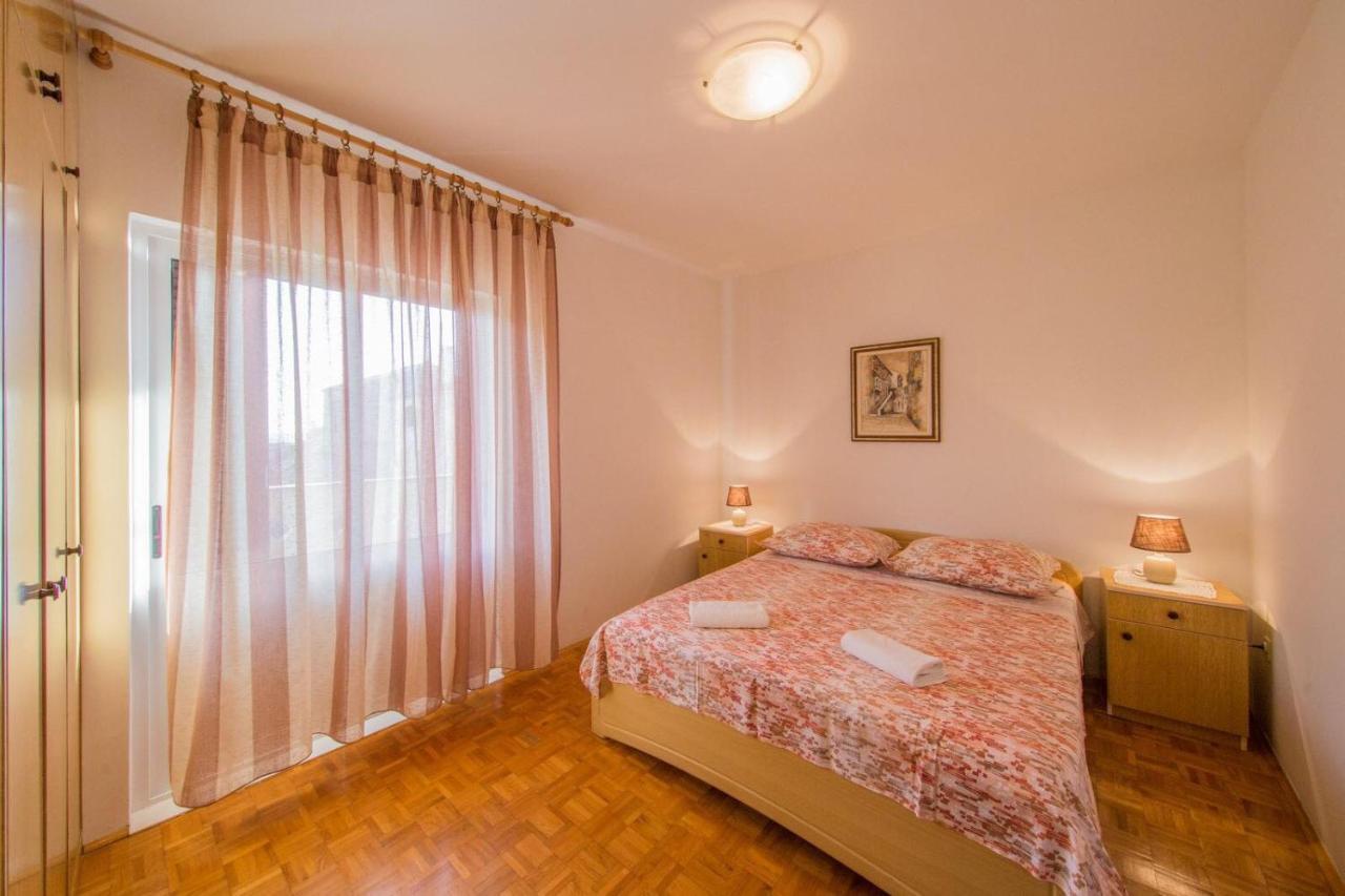 Apartmani Katija 코미자 외부 사진