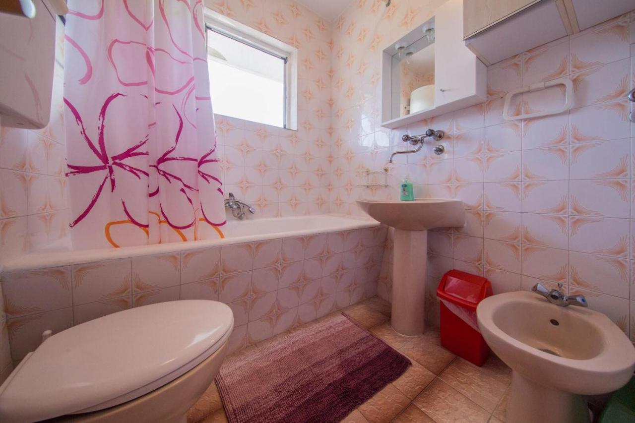 Apartmani Katija 코미자 외부 사진